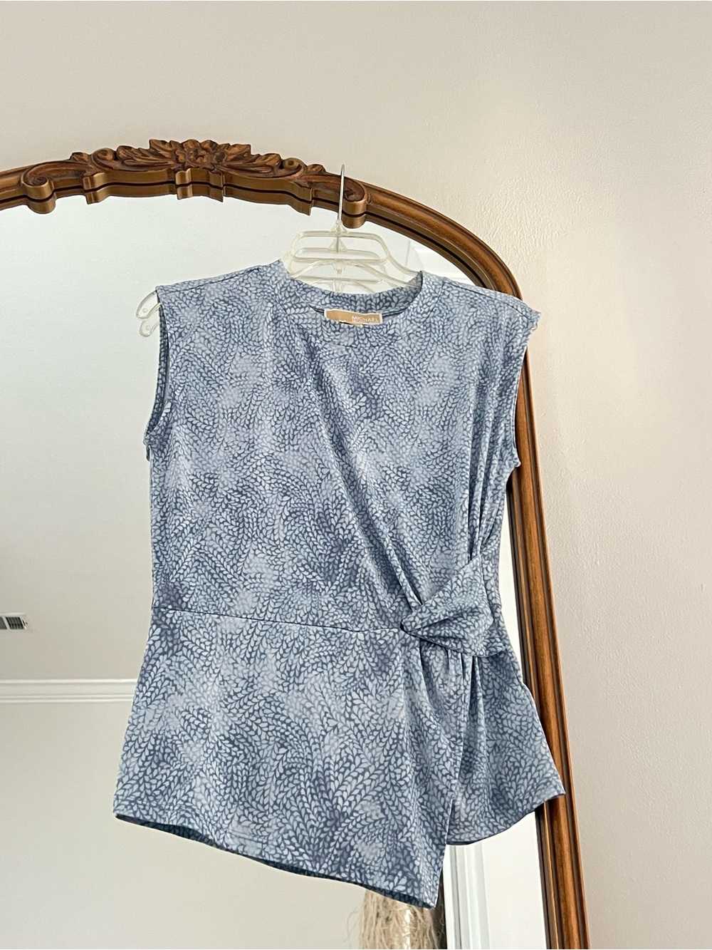 Michael Kors Blue Patterned Sleeveless Knot-Waist Tank